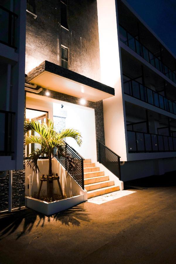 Cozy Stay In Onna Esterno foto